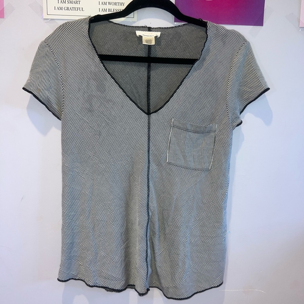 Urban Romantics Striped V-Neck Tee